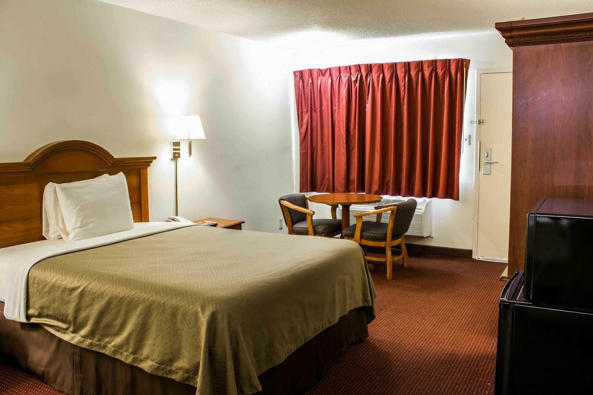 Econo Lodge Goldsboro Hwy 70 Exterior foto